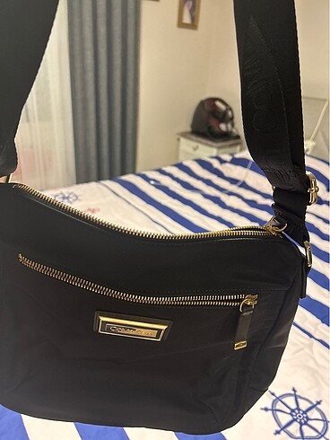 Calvin klein bayan çantası