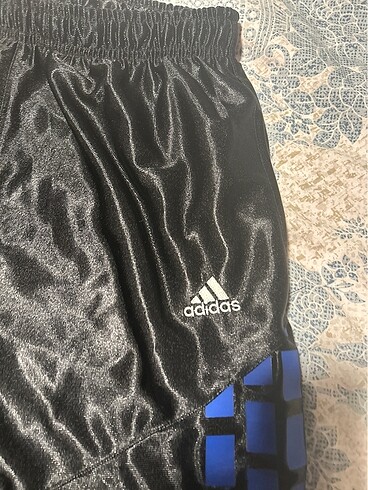 l Beden Adidas şort