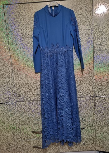 Mavi Uzun Kollu İşlemeli Kadın Abiye Elbise - Görsel 5