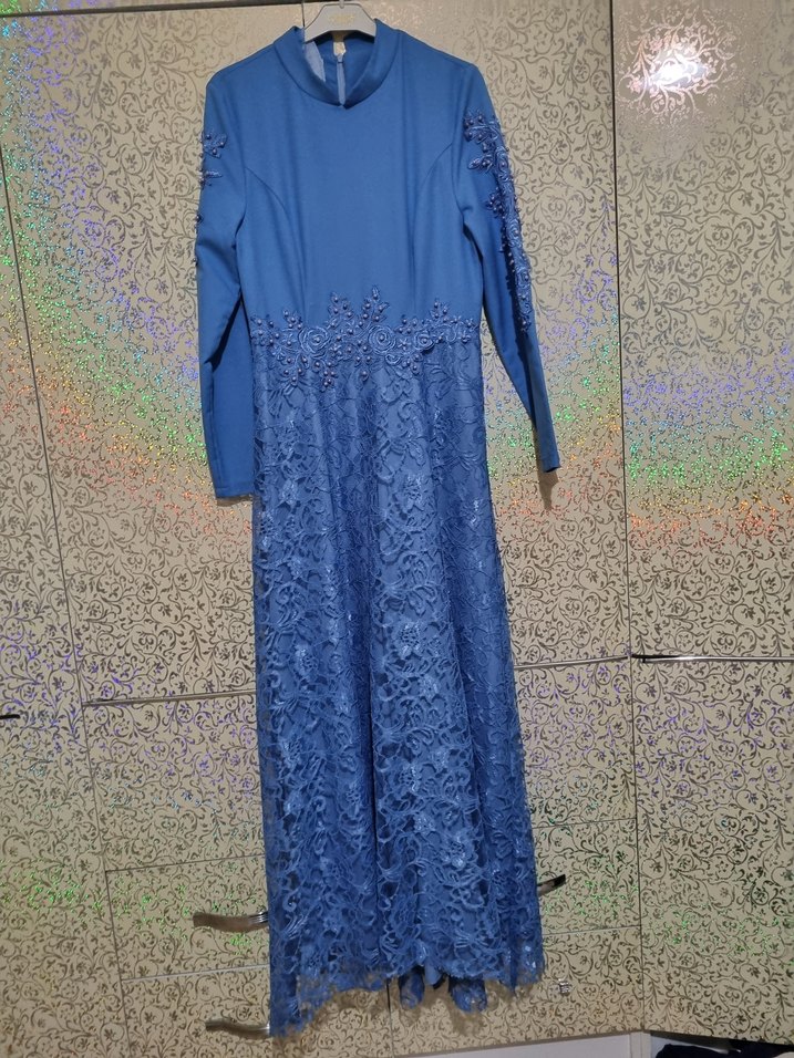 Mavi Uzun Kollu İşlemeli Kadın Abiye Elbise - Görsel 2