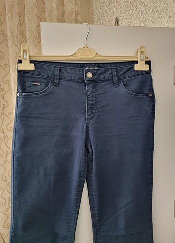 LC Waikiki Lacivert İspanyol paca kot pantolon