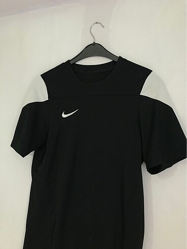 Nike tişört