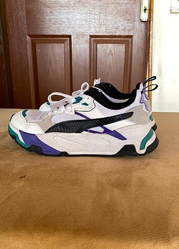 38 Beden beyaz Renk Orjinal puma Unisex spor ayakkabi