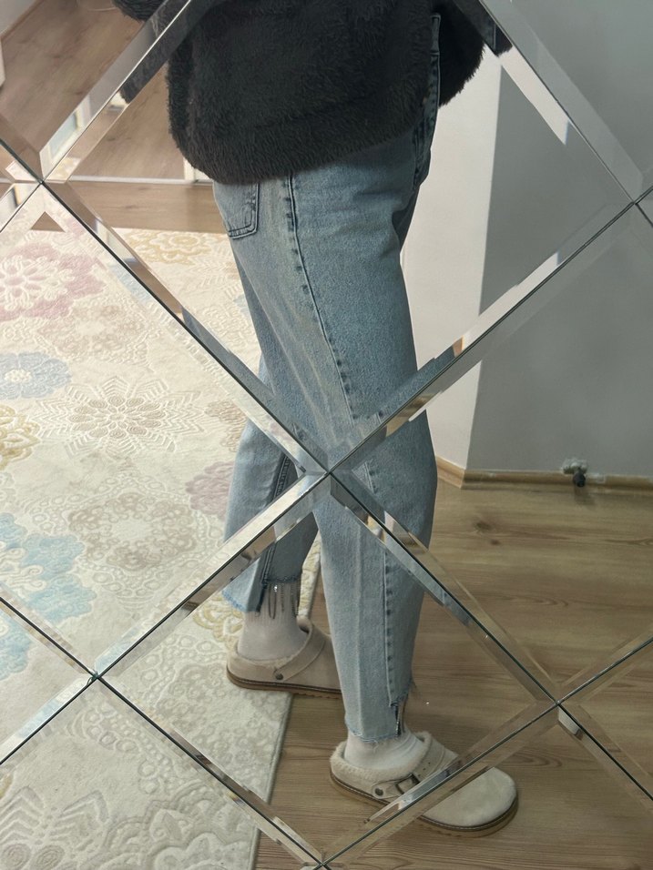 Denim Kadın Bol Kesim Paçası Taş Detaylı Midi Jean - Görsel 2