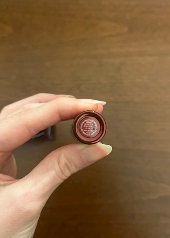 MAC Nocturna Glowplay Lipbalm - Görsel 4