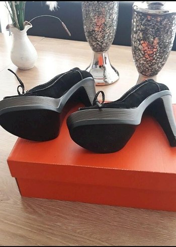 Siyah Bağcıklı Platform Topuklu - Görsel 2