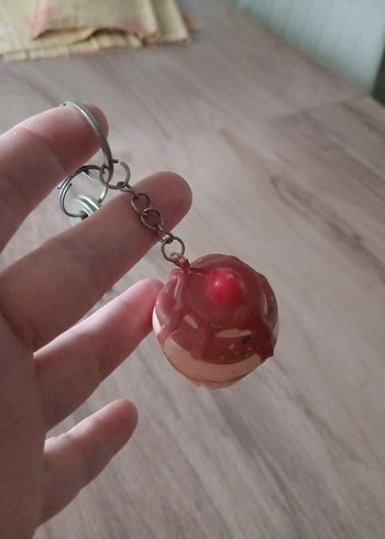 Pembe Püsküllü Kadın Anahtarlık - Görsel 2