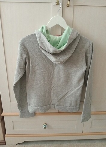 Kapşonlu sweatshirt (Hindistan uretimi) - Görsel 5