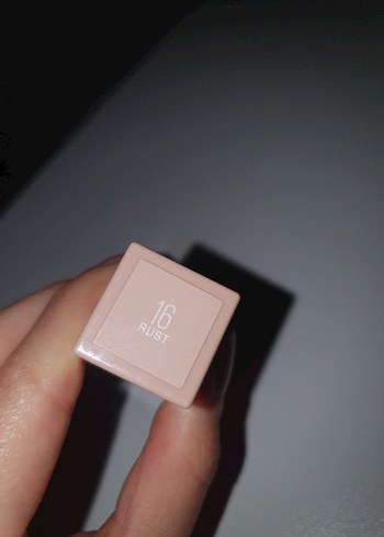 Beden Maybelline Parlak Kırmızı Ruj lifter gloss
