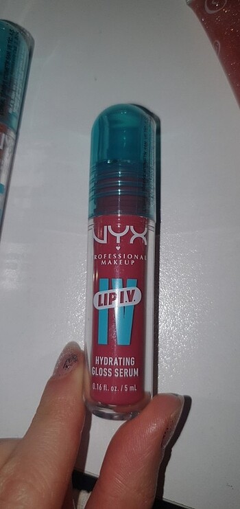 Nyx lip ıv