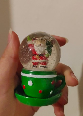 Renkli Yeşil Noel Baba Figürlü Kar Küresi - Görsel 2