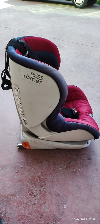 9- 36 kg Beden Britax römer ısofixli oto koltuğu