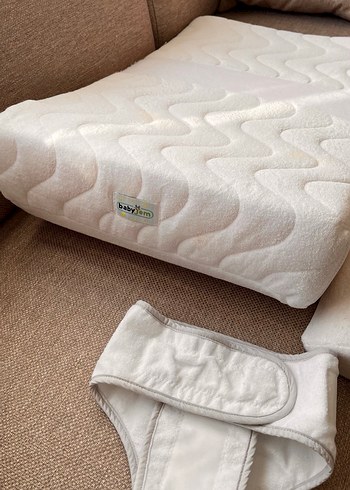 Beyaz Bebek Uyku Destek Seti Reflü yatağı - Görsel 4