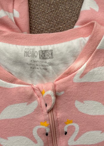 Kız Çocuk Pembe Kuğu Desenli Fermuarlı Tulum - Görsel 3