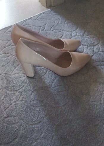 Diğer Diger Bej Kadın Stiletto Topuklu Ayakkabı
