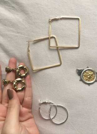 Accessorize Bir kolye ucu 3 küpe