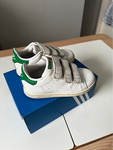 25 Beden Adidas çocuk spor ayakkabı