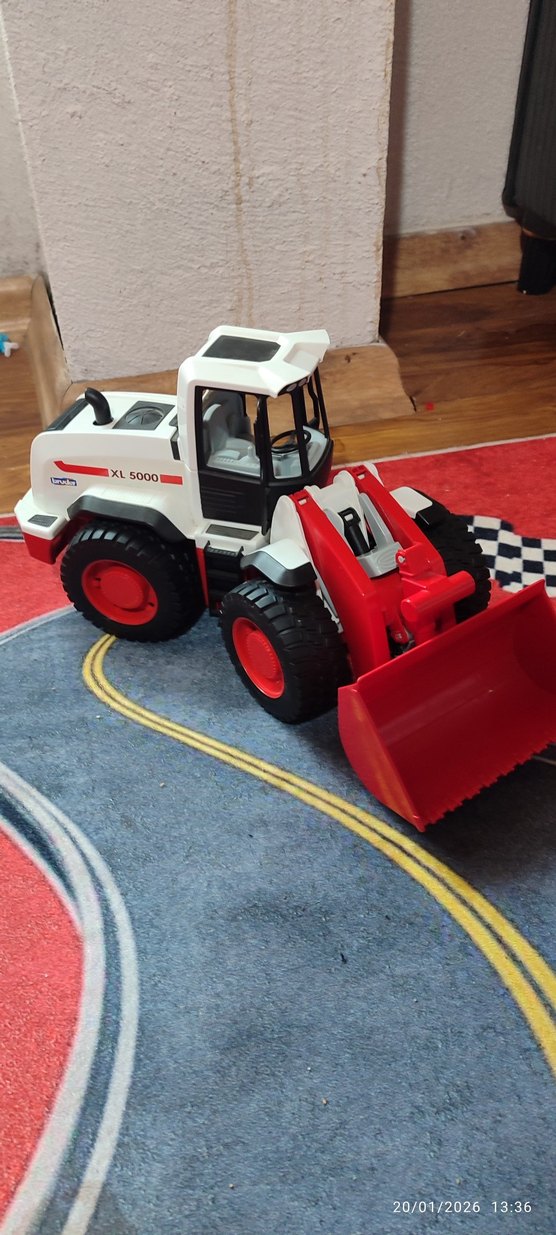 bruder xl5000 yükleyici kepçe - Görsel 4