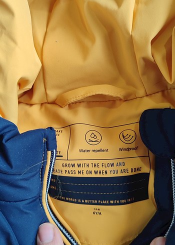 Sarı Kapüşonlu Erkek Çocuk Şişme Yelek - Görsel 4