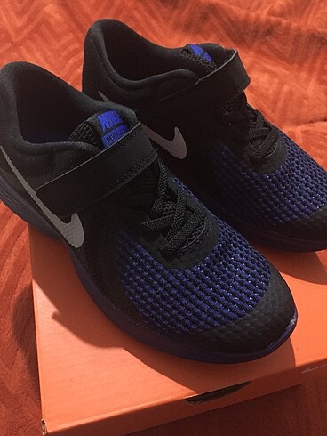 Nike çocuk ayakkabı 33,5 beden