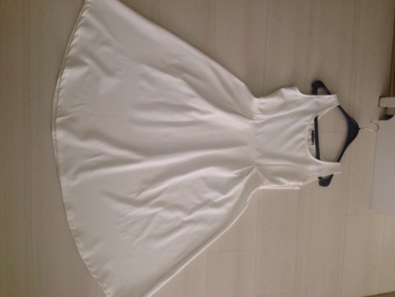 Markasız Ürün Beyaz diz altı elbise