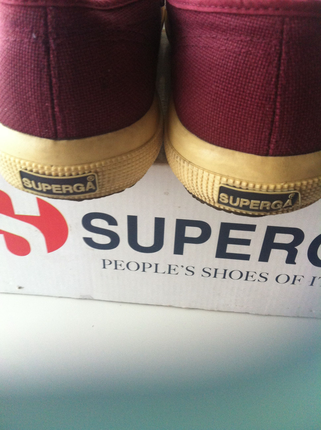 42 Beden Superga bordo spor ayakkabı