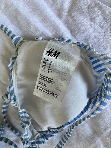H&M Mavi çizgili bikini üstü