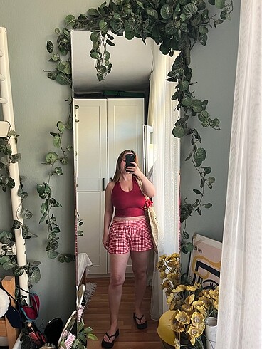 Pull and Bear Kırmızı pötikareli pinterest şort