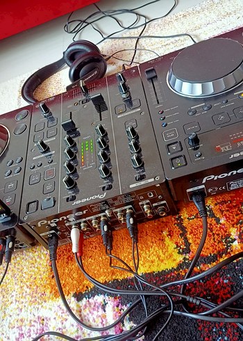 Pioneer DJ Setup Mixer CDJ350 + DJM350 - Görsel 6