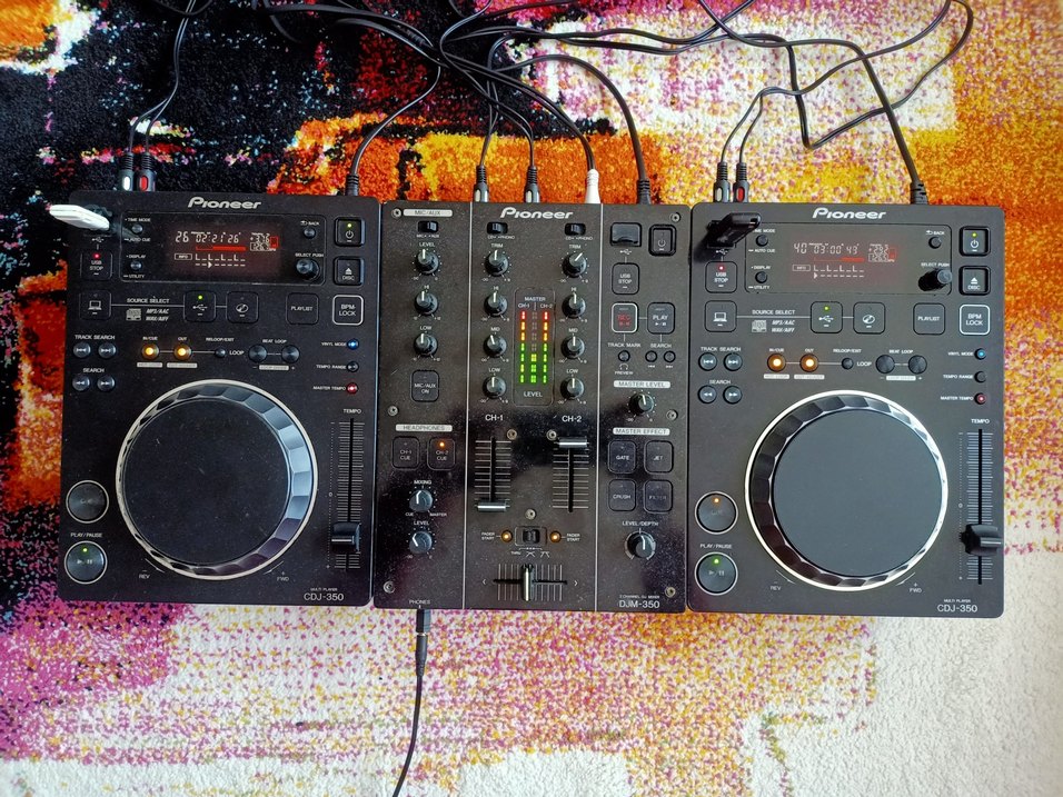 Pioneer DJ Setup Mixer CDJ350 + DJM350 - Görsel 2