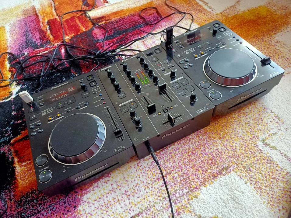 Pioneer DJ Setup Mixer CDJ350 + DJM350 - Görsel 3