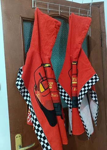 Çocuklar için Baskılı Kırmızı Bornoz - Görsel 5