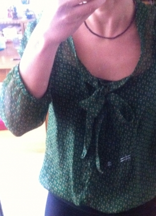 Pull and Bear şifon yeşil gömlek/bluz