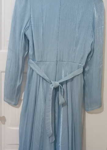 Mavi Uzun Kollu Saten Uzun Elbise - Görsel 4