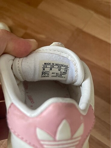 18 Beden Adidas ilk adım ayakkabısı