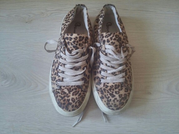 Leopar ayakkabı