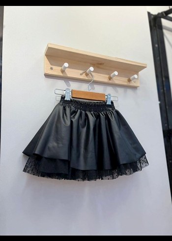 Örme Kirazlı Hırka,bebe yaka bluz ve deri görünümlü zara etek - Görsel 4