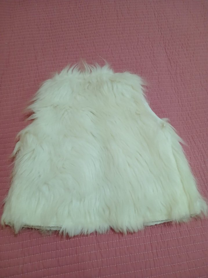 Beyaz Suni Kürklü Bohem çocuk Yelek - Görsel 3