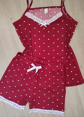 Şortlu pijama takımı 