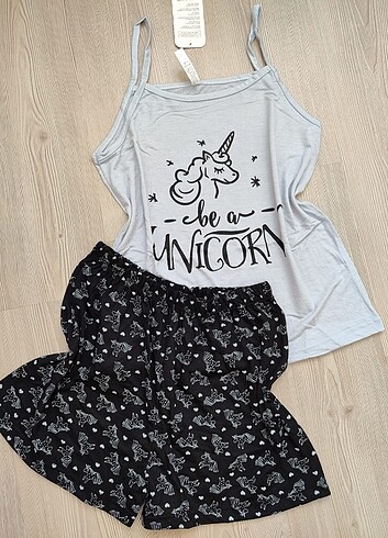 l Beden çeşitli Renk Şortlu pijama takımı