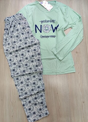 46 Beden çeşitli Renk Uzun kollu pijama takımı 