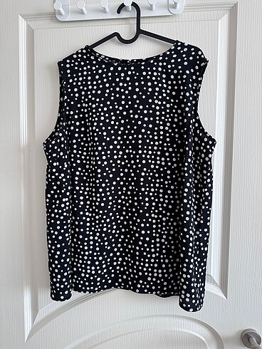LC Waikiki LCW puantiyeli, kolsuz bluz