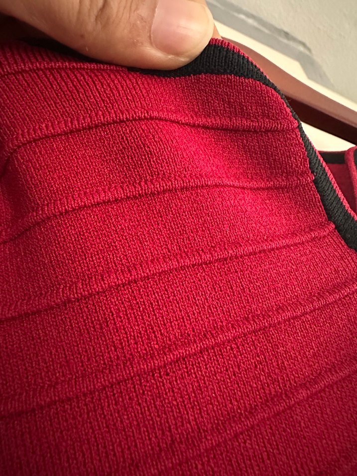 Crop kırmızı Siyah V Yaka Kadın bluz - Görsel 3