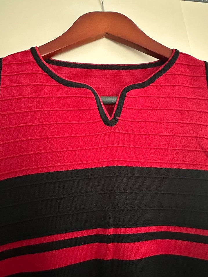 Crop kırmızı Siyah V Yaka Kadın bluz - Görsel 2