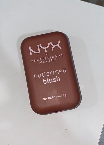 NYX Buttermelt Allık - Pastel Bej - Görsel 4
