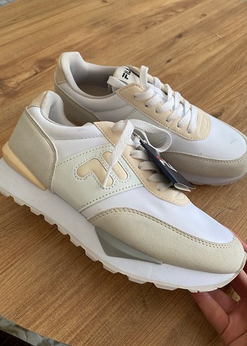 Fila  38