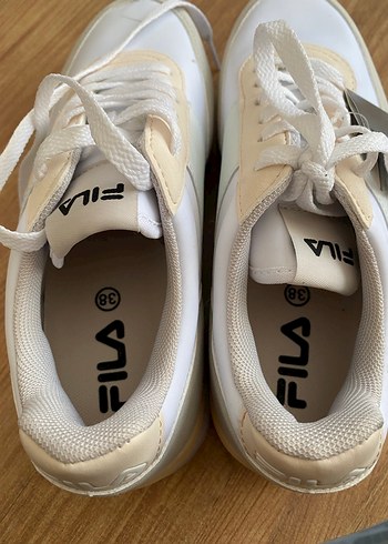 Fila Beyaz Kadın Spor Ayakkabı - Görsel 3