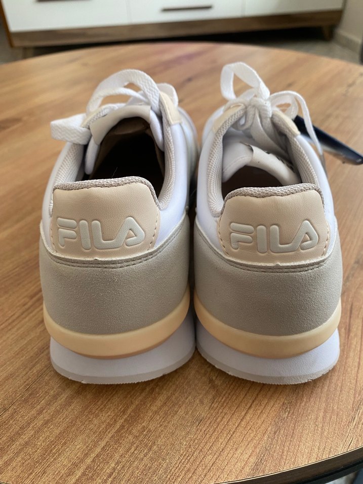 Fila Beyaz Kadın Spor Ayakkabı - Görsel 4