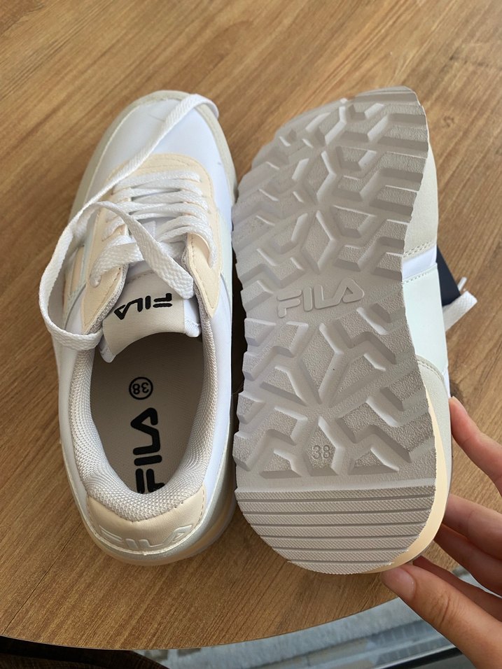 Fila Beyaz Kadın Spor Ayakkabı - Görsel 5