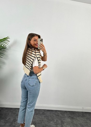 30 Beden mavi Renk Toparlayıcı boyfit kesik paça jean